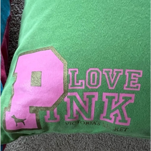 VS PINK PILLOW THROW PILLOW & CASE PEACE LOVE PINK GREEN VINTAGE 2005 - Picture 4 of 12